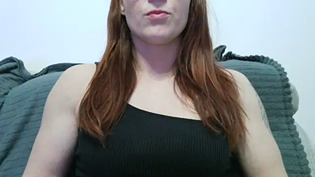 Clarahotgirl24 online show from 8, 4, 2026