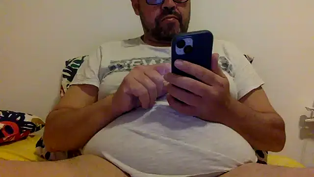 Snapshot of steve669_hot chatting on 5, 10, 2025 steve669 hot online show from 5, 10, 2025