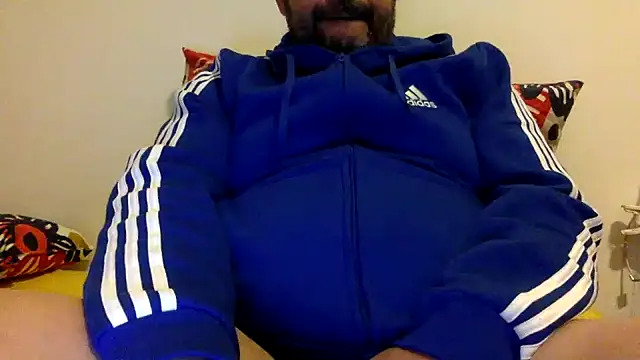 Snapshot of steve669_hot chatting on 23, 10, 2025 steve669 hot online show from 23, 10, 2025