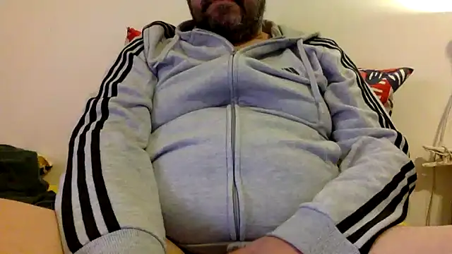 Snapshot of steve669_hot chatting on 25, 10, 2025 steve669 hot online show from 25, 10, 2025