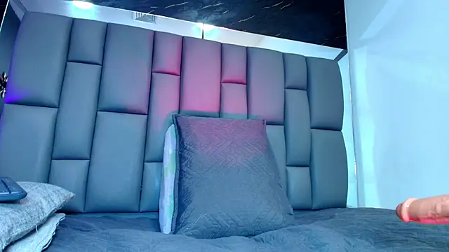 Roxana gomez online show from 8, 10, 2025