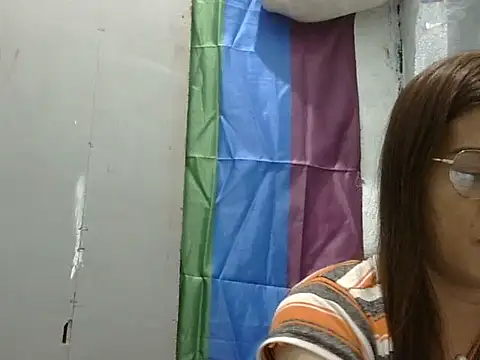 juicycum069 online show from 5, 3, 2026