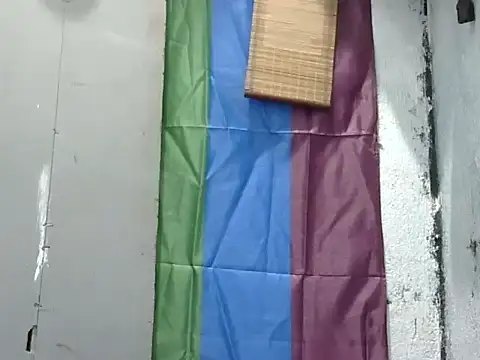 juicycum069 online show from 16, 4, 2026