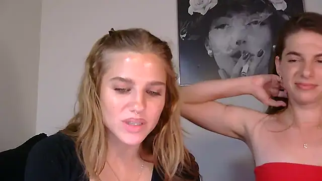 Snapshot of sweetceeme chatting on 21, 4, 2026 sweetceeme online show from 21, 4, 2026
