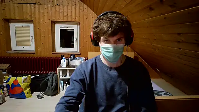 Snapshot of Imagerysin23 chatting on 15, 12, 2025 Imagerysin23 online show from 15, 12, 2025