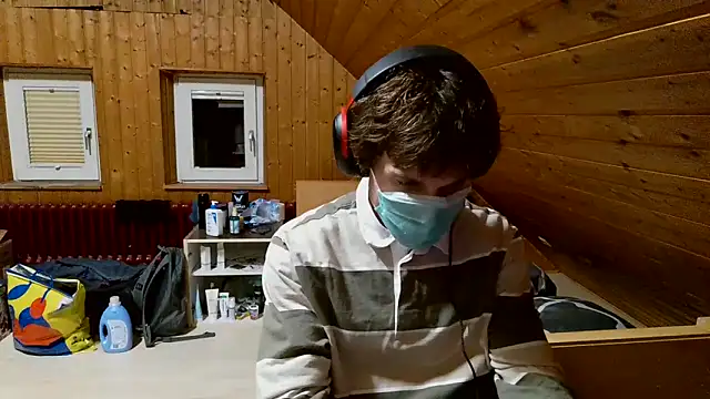 Snapshot of Imagerysin23 chatting on 18, 12, 2025 Imagerysin23 online show from 18, 12, 2025