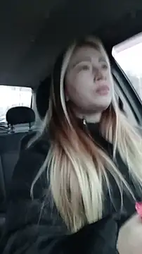 Reina Cummings online show from 1, 12, 2025