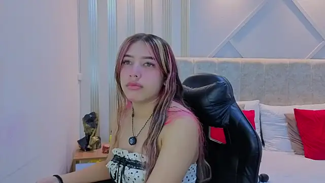 Snapshot of nami_sweet_ chatting on 11, 11, 2025 nami sweet online show from 11, 11, 2025