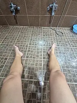 Snapshot of starvingo2002 chatting on 31, 10, 2025 starvingo2002 online show from 31, 10, 2025