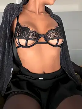 Snapshot of Minaaaa02 chatting on 26, 9, 2025 Minaaaa02 online show from 26, 9, 2025