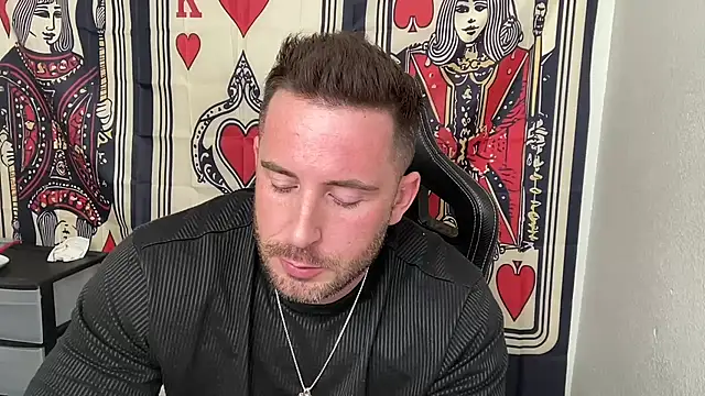 Snapshot of brettmycles28 chatting on 14, 11, 2025 brettmycles28 online show from 14, 11, 2025