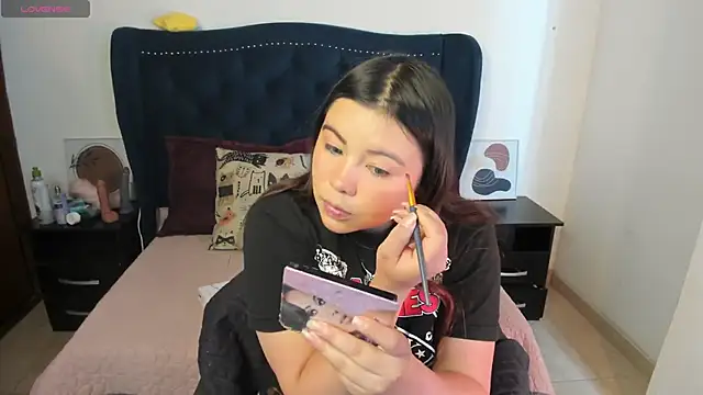 Snapshot of LucyPetit chatting on 26, 9, 2025 LucyPetit online show from 26, 9, 2025