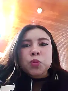 Snapshot of LucyPetit chatting on 14, 10, 2025 LucyPetit online show from 14, 10, 2025