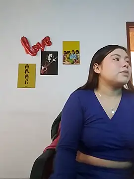 LucyPetit online show from 3, 12, 2025