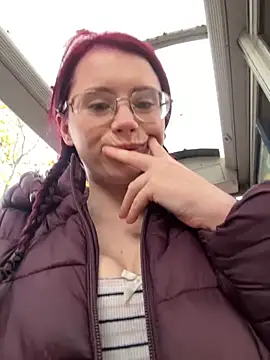 Snapshot of raen001 chatting on 18, 11, 2025 raen001 online show from 18, 11, 2025