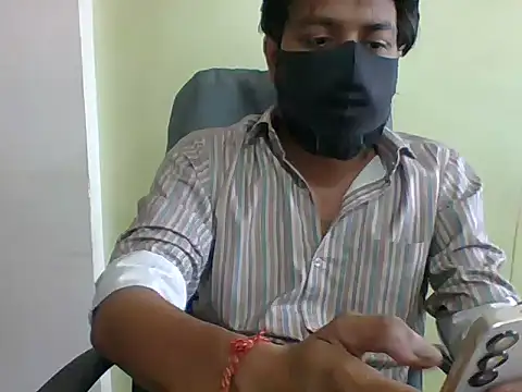 Snapshot of autophile-indian chatting on 16, 9, 2025 autophile-indian online show from 16, 9, 2025