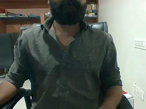 Snapshot of autophile-indian chatting on 25, 9, 2025 autophile-indian online show from 25, 9, 2025