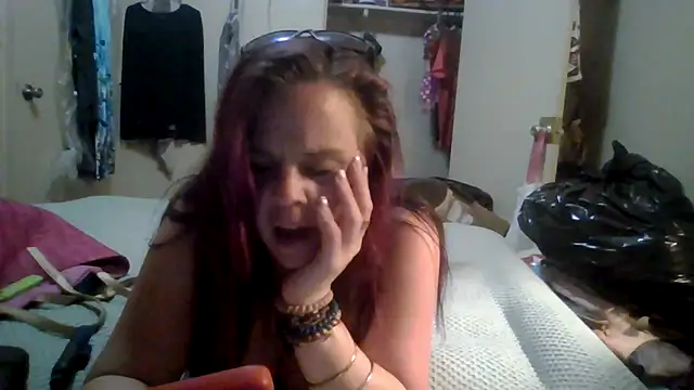 Snapshot of TWiSTYTheTwizted chatting on 25, 4, 2026 TWiSTYTheTwizted online show from 25, 4, 2026