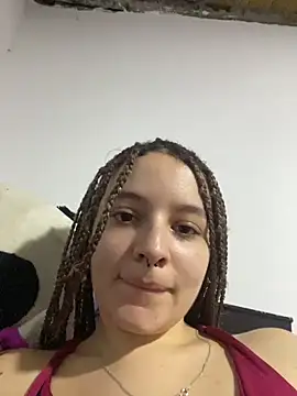 Snapshot of karla-thomsom10 chatting on 26, 5, 2026 karla-thomsom10 online show from 26, 5, 2026