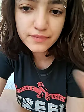 Snapshot of abrilour chatting on 10, 10, 2025 abrilour online show from 10, 10, 2025