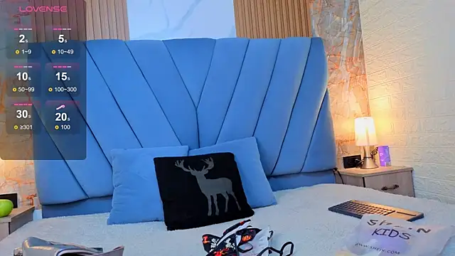 Snapshot of angel__red_ chatting on 17, 9, 2025 angel red online show from 17, 9, 2025