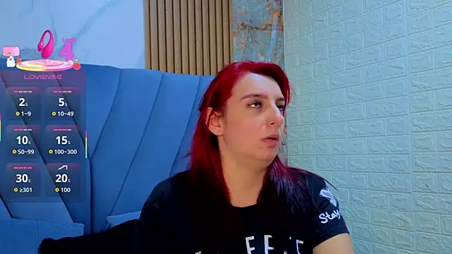 Snapshot of angel__red_ chatting on 24, 9, 2025 angel red online show from 24, 9, 2025