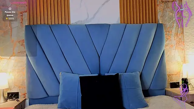 Snapshot of angel__red_ chatting on 25, 9, 2025 angel red online show from 25, 9, 2025