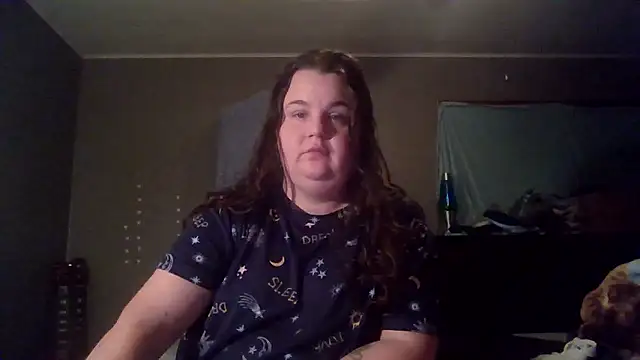 Snapshot of LittleBunny3 chatting on 16, 12, 2025 LittleBunny3 online show from 16, 12, 2025
