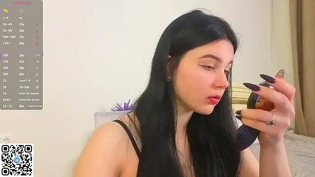 EnricaElis online show from 6, 3, 2026