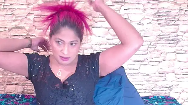Snapshot of IndianStunner69 chatting on 24, 10, 2025 IndianStunner69 online show from 24, 10, 2025