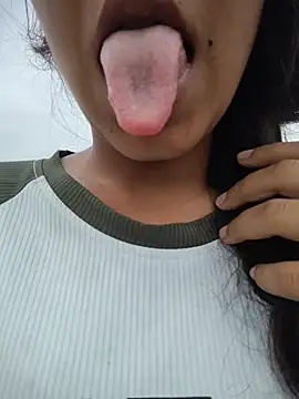 Snapshot of HOTSEXY_KAVYA chatting on 5, 8, 2026 HOTSEXY KAVYA online show from 5, 8, 2026