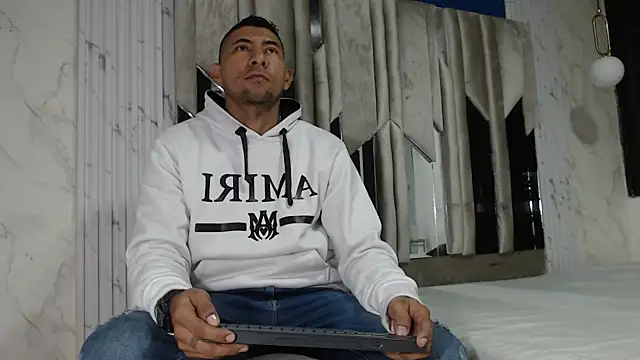 Morganandmegan online show from 24, 11, 2025