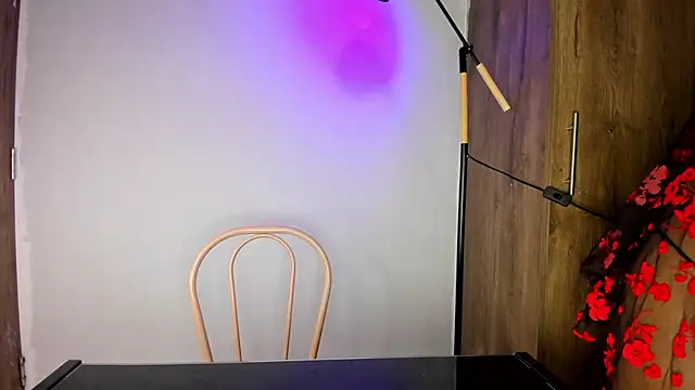 khate smith online show from 12, 4, 2026