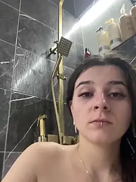 LilyIrons online show from 12, 2, 2026