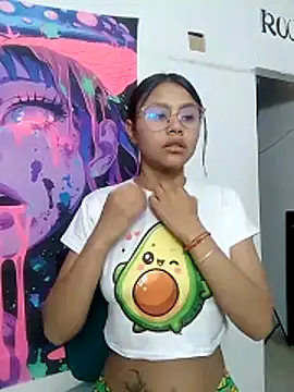 SofieLove 01 online show from 15, 12, 2025