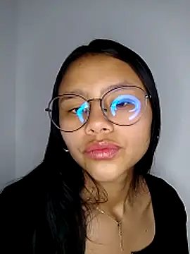 Snapshot of SofieLove_01 chatting on 10, 2, 2026 SofieLove 01 online show from 10, 2, 2026