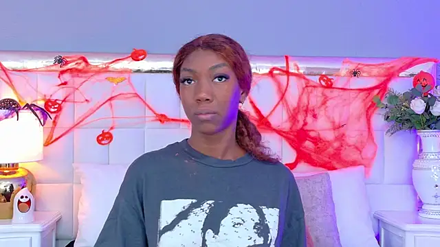 Snapshot of MadeleineHocker chatting on 30, 10, 2025 MadeleineHocker online show from 30, 10, 2025