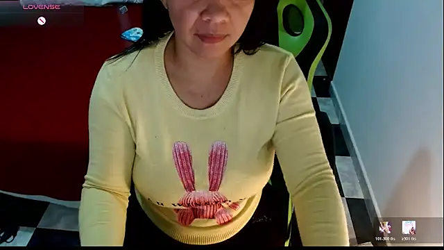 hiilarybrown online show from 12, 7, 2026