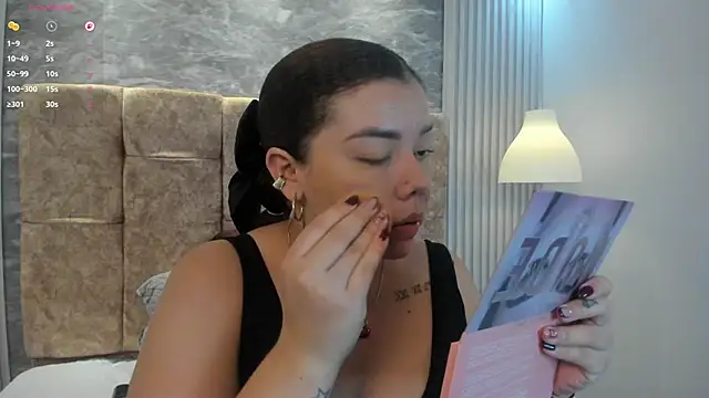 leilapons online show from 14, 11, 2025