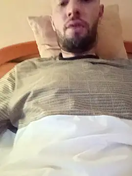 Snapshot of alexpo27 chatting on 6, 11, 2025 alexpo27 online show from 6, 11, 2025