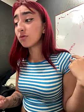 JuliethaDemon  online show from 7, 10, 2025