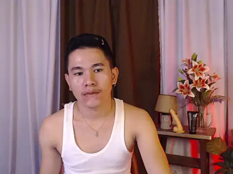 Snapshot of master_kent chatting on 3, 10, 2025 master kent online show from 3, 10, 2025