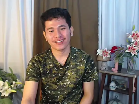 Snapshot of master_kent chatting on 17, 12, 2025 master kent online show from 17, 12, 2025