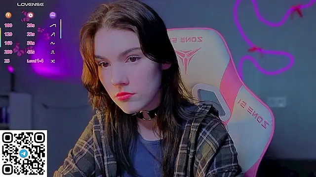 Snapshot of Sophie_SkyAngel chatting on 14, 3, 2026 Sophie SkyAngel online show from 14, 3, 2026