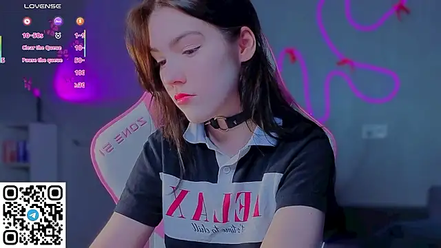 Snapshot of Sophie_SkyAngel chatting on 19, 3, 2026 Sophie SkyAngel online show from 19, 3, 2026