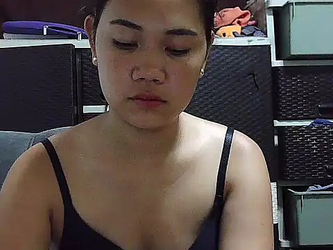 SexypilipinaLady22 online show from 27, 3, 2026