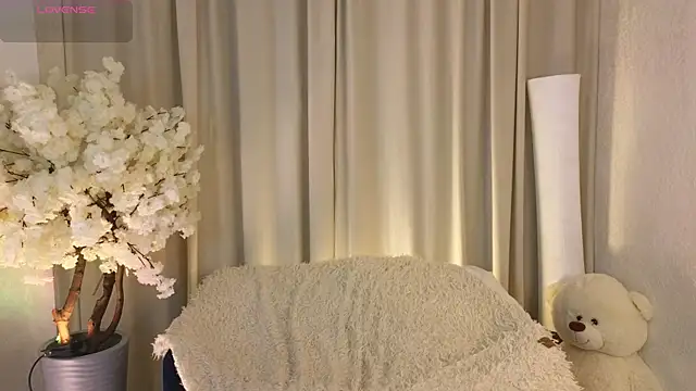 Janet Jee online show from 19, 11, 2025