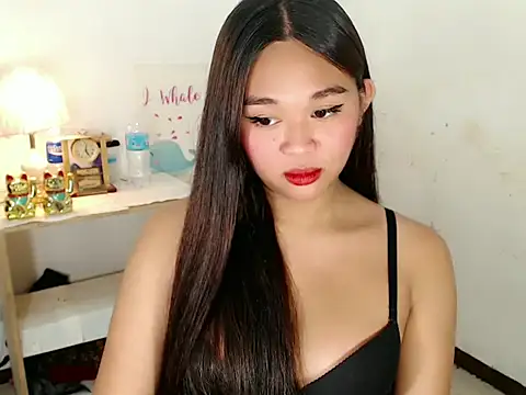 Malia cummer online show from 15, 10, 2025