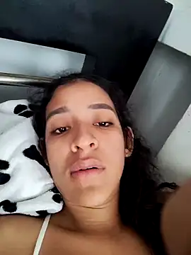 Amber-Sweett online show from 26, 10, 2025