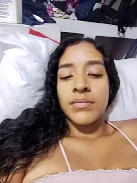 Amber-Sweett online show from 6, 11, 2025